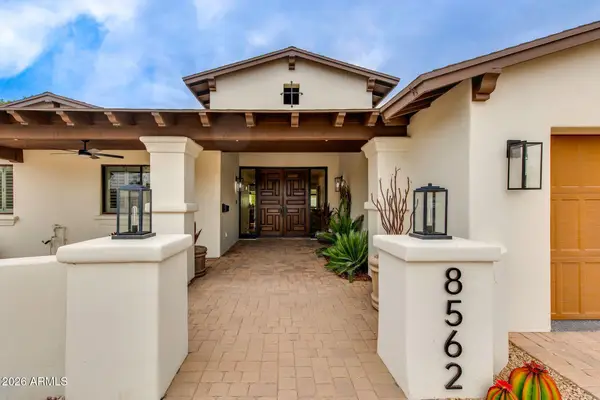8562 E Turney Avenue, Scottsdale, AZ 85251