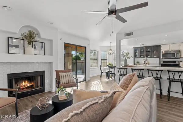 5759 W Drake Court, Chandler, AZ 85226