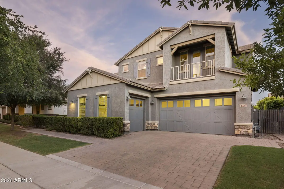 4247 E Comstock Drive, Gilbert, AZ 85296 - #1