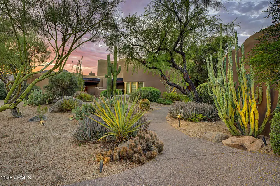 7704 E Black Mountain Road, Scottsdale, AZ 85266 - #2