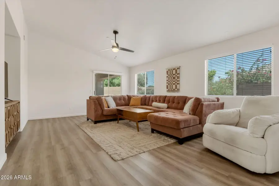 636 W Dublin Street, Gilbert, AZ 85233 - #3