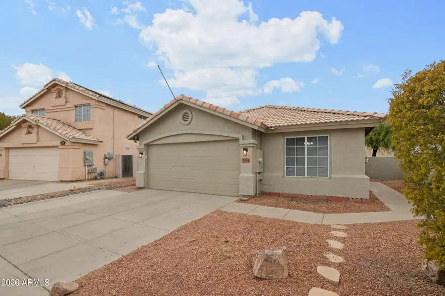 15661 W Hammond Drive, Goodyear, AZ 85338 - #3