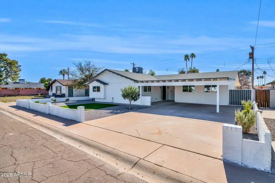 8219 E Whitton Avenue, Scottsdale, AZ 85251 - #2