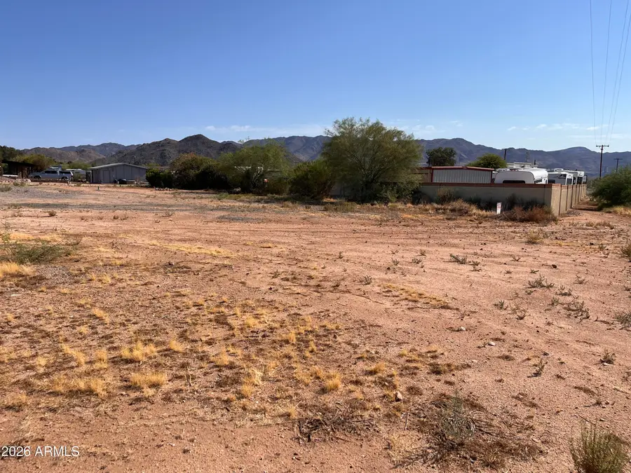 26725 S Grandview Drive E #B, Congress, AZ 85332 - #2