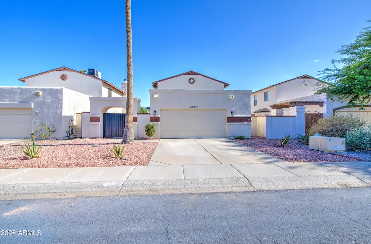 4775 W Wahalla Lane, Glendale, AZ 85308 - #1
