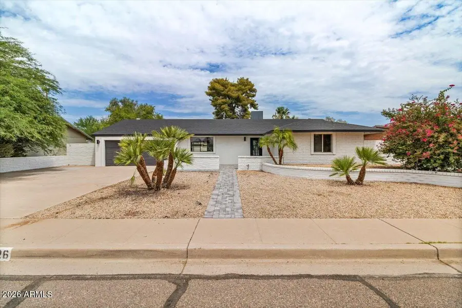 3926 E Laurel Lane, Phoenix, AZ 85028 - #2
