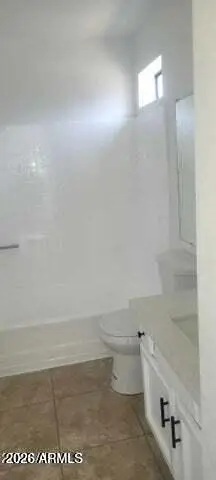 8702 N 67th Drive N, Peoria, AZ 85345