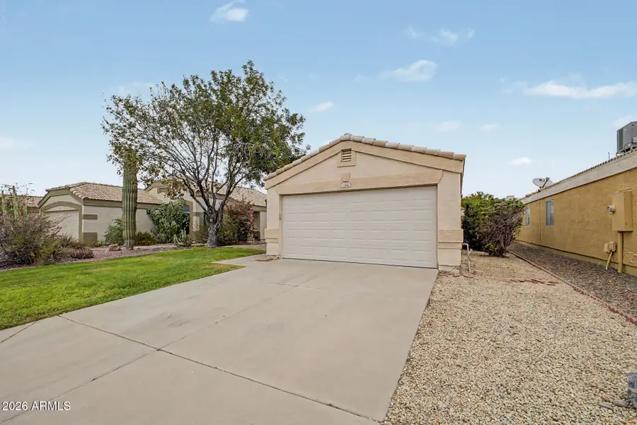 1368 W 18th Avenue, Apache Junction, AZ 85120 - #3