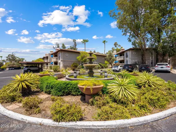 7557 N Dreamy Draw Drive #154, Phoenix, AZ 85020