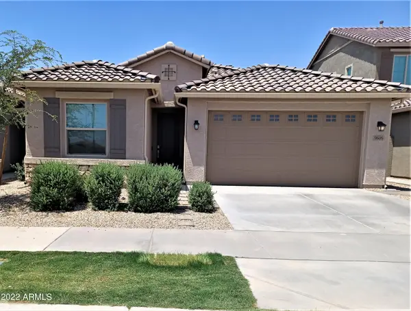 9606 E Tesla Avenue, Mesa, AZ 85212