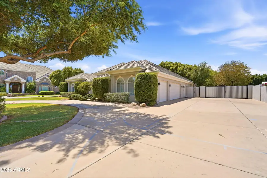 302 S Tucana Court, Gilbert, AZ 85296 - #3