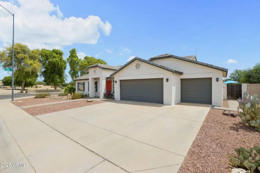 11355 E Rutledge Avenue, Mesa, AZ 85212 - #2