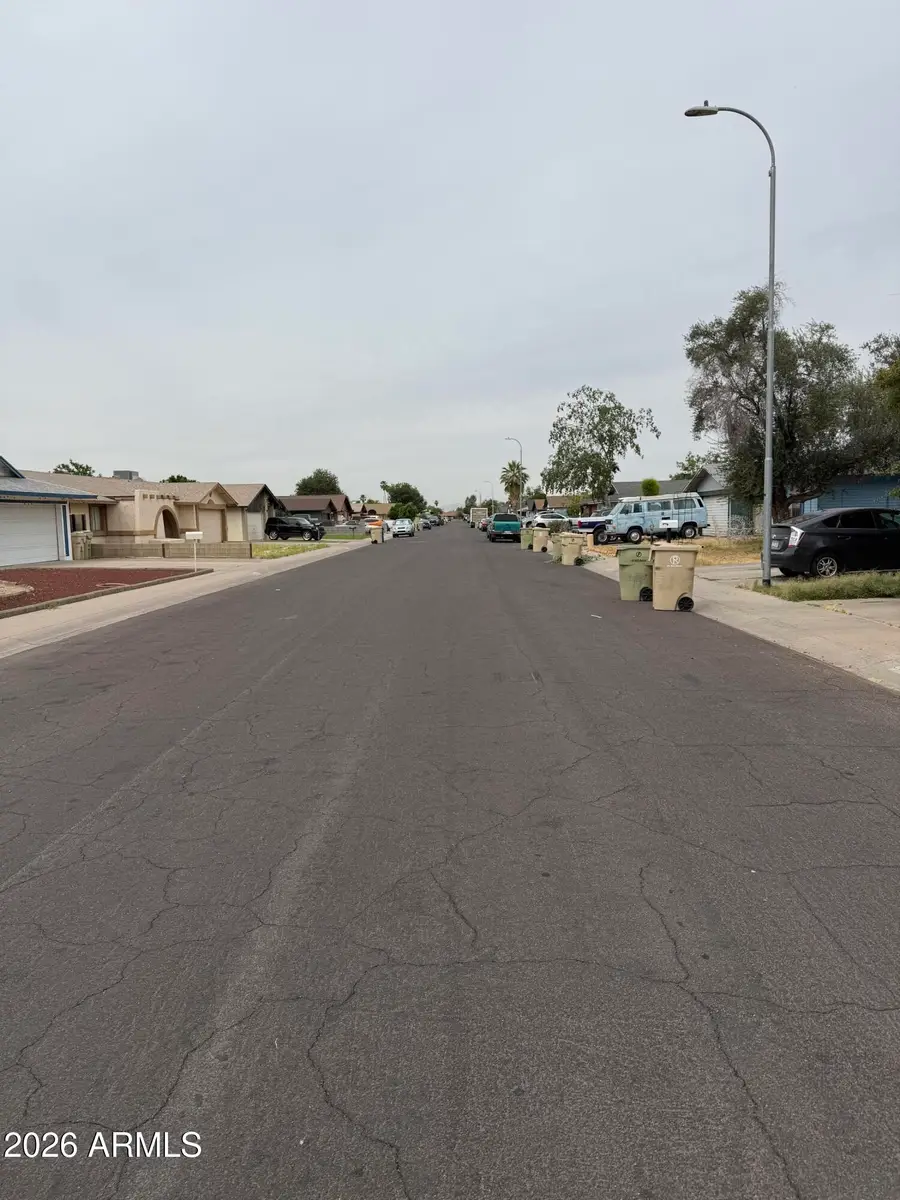 6719 W Denton Lane W, Glendale, AZ 85303 - #2