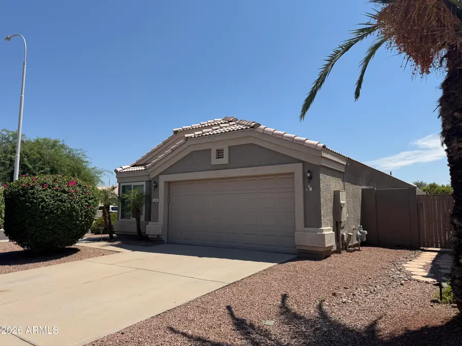 1041 W Saragosa Street, Chandler, AZ 85224 - #2