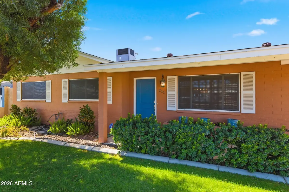 211 E Taylor Street, Tempe, AZ 85288 - #1