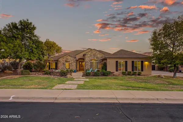 8533 E Halifax Circle, Mesa, AZ 85207