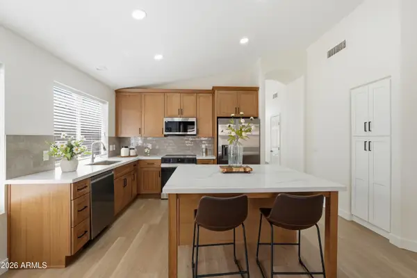 8922 W Lockland Court, Peoria, AZ 85382