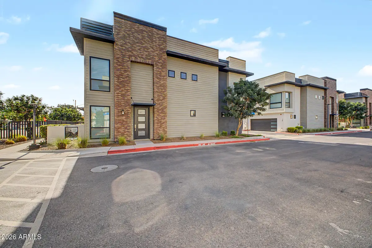 149 E Lexington Avenue, Gilbert, AZ 85234 - #1