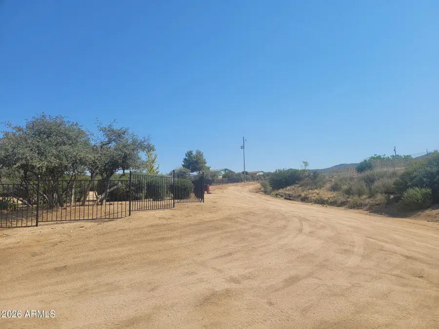 8095 W Barrington Road #75, Wilhoit, AZ 86332 - #2