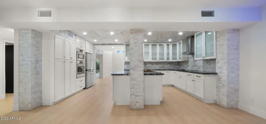 7240 N Via De La Montana --, Scottsdale, AZ 85258 - #3