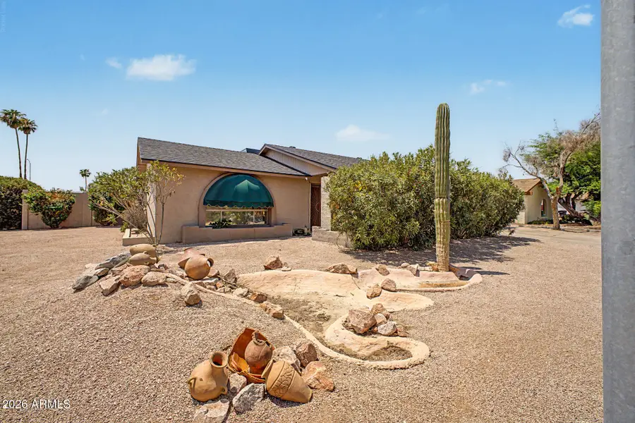 701 W Los Lagos Vista Avenue, Mesa, AZ 85210 - #2