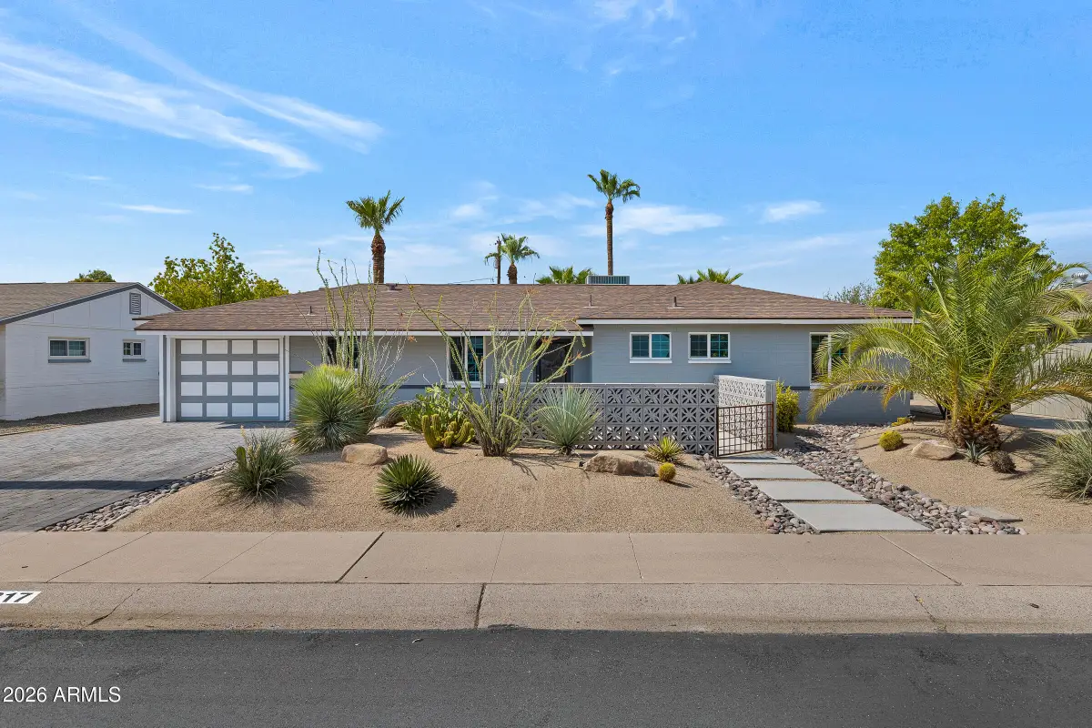 817 W Oregon Avenue, Phoenix, AZ 85013 - #1