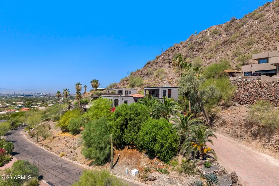 6900 N Highlands Drive, Paradise Valley, AZ 85253 - #2