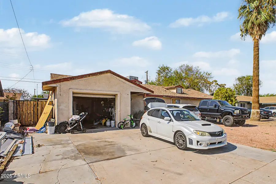 6014 W Pinchot Avenue, Phoenix, AZ 85033 - #2