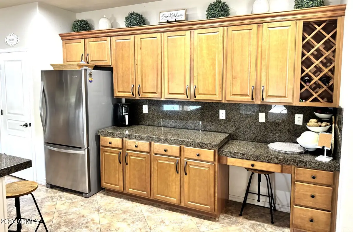 329 W Caribbean Drive, Casa Grande, AZ 85122 - #1