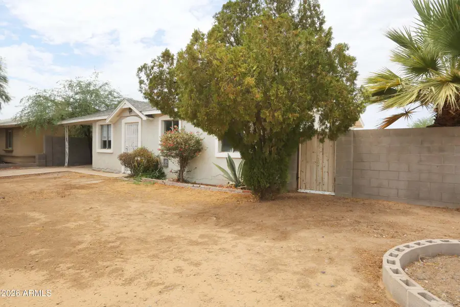 6902 W Wolf Street, Phoenix, AZ 85033 - #2