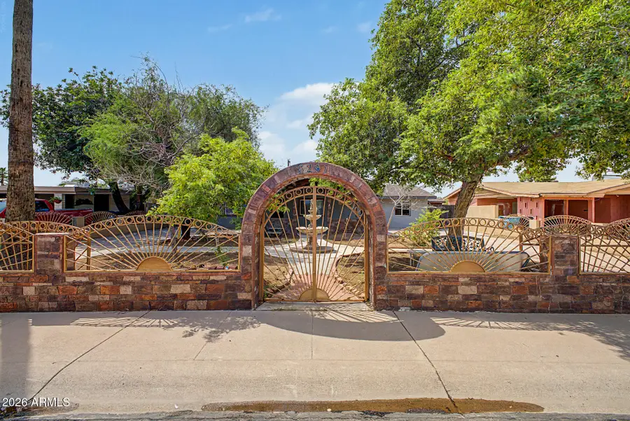 6241 W Highland Avenue, Phoenix, AZ 85033 - #2