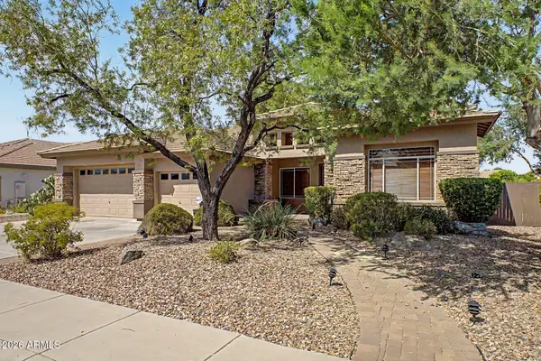 2740 S Honeysuckle Lane, Gilbert, AZ 85295