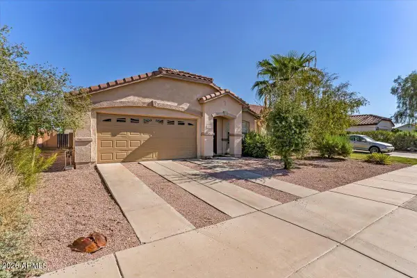 218 E Milada Drive, Phoenix, AZ 85042