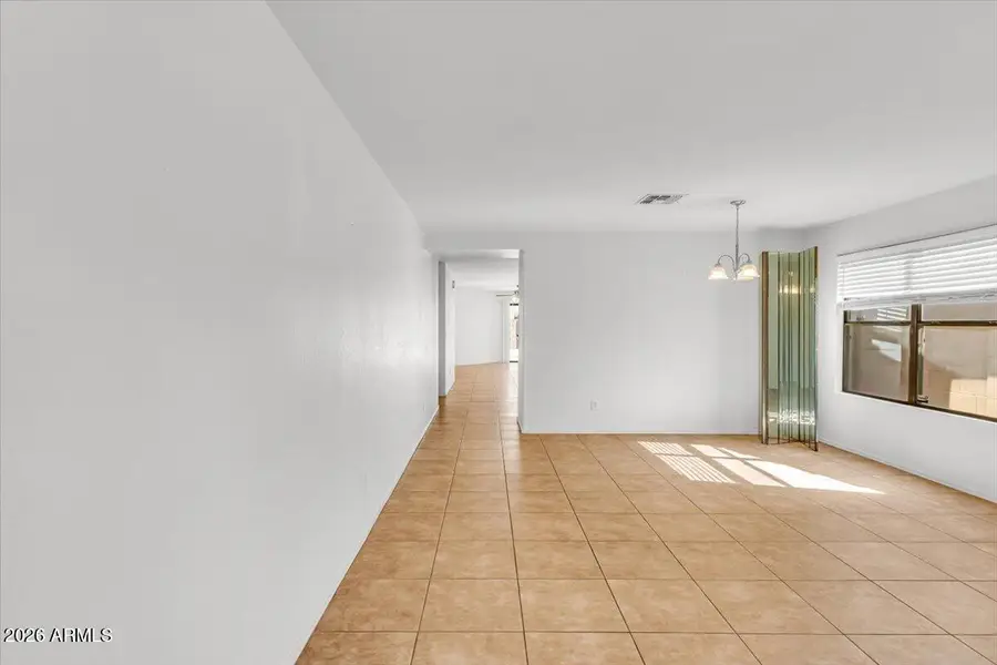218 E Milada Drive, Phoenix, AZ 85042 - #2