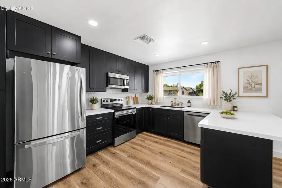 1821 W Villa Rita Drive, Phoenix, AZ 85023 - #2