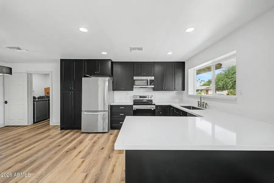 1821 W Villa Rita Drive, Phoenix, AZ 85023 - #3