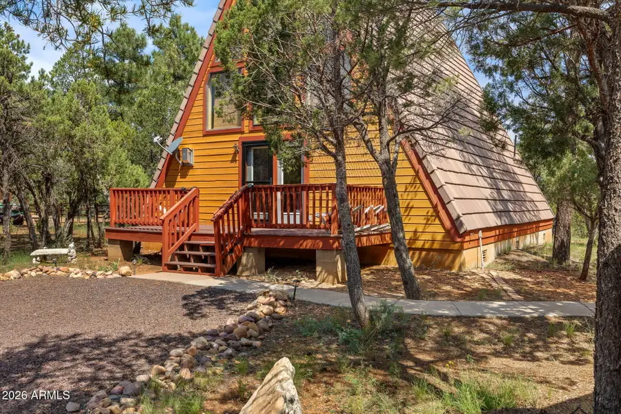 2290 Thunderbird Way, Overgaard, AZ 85933 - #3