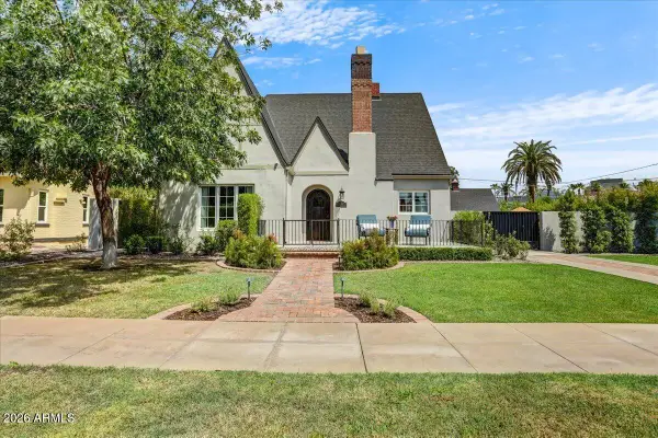 324 W Monte Vista Road, Phoenix, AZ 85003