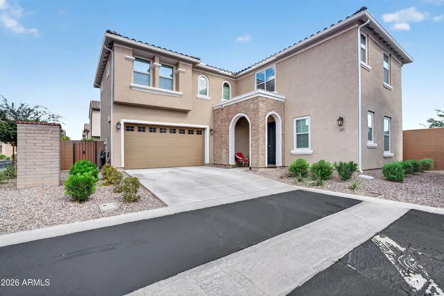 669 S Sanders Drive, Gilbert, AZ 85296 - #3