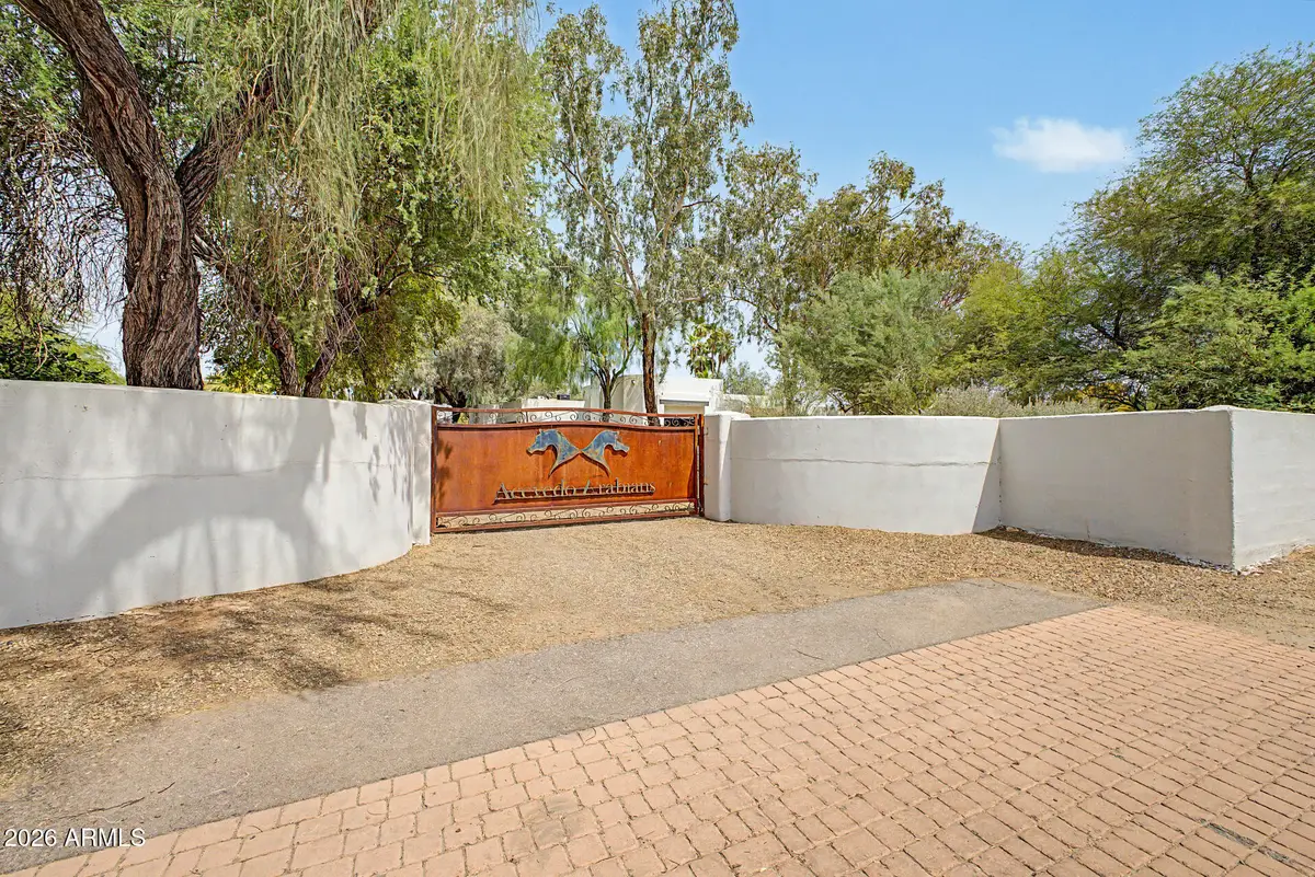 9420 E Cactus Road, Scottsdale, AZ 85260 - #1