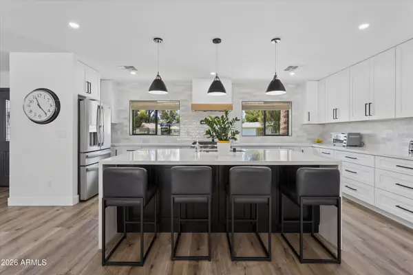 504 W Harmont Drive, Phoenix, AZ 85021