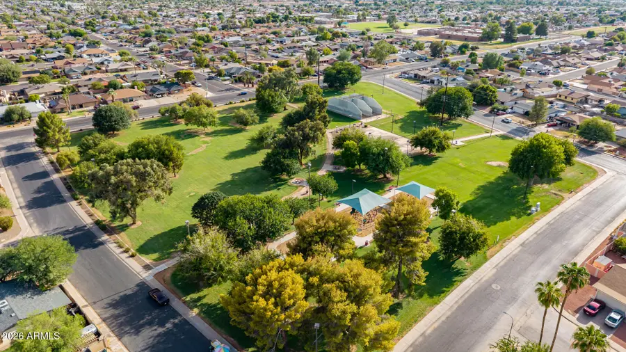 6955 W Montebello Avenue E, Glendale, AZ 85303 - #2