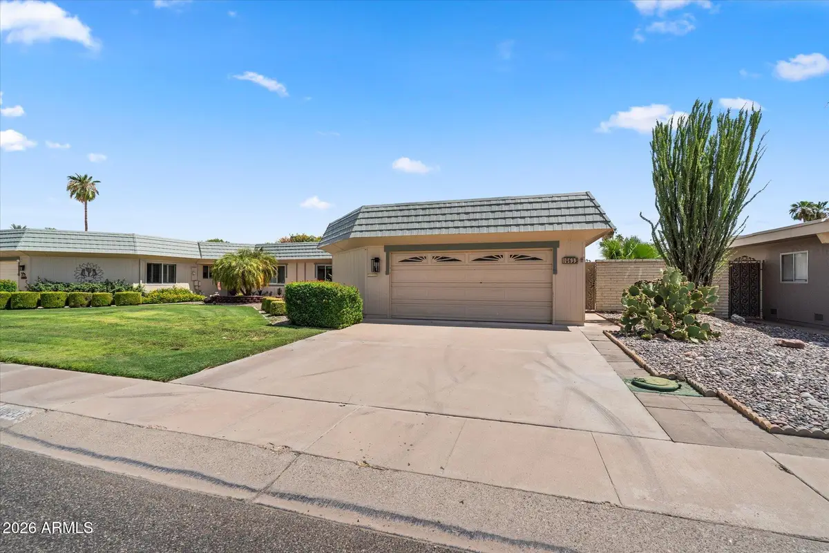 10633 W Pineaire Drive, Sun City, AZ 85351 - #1