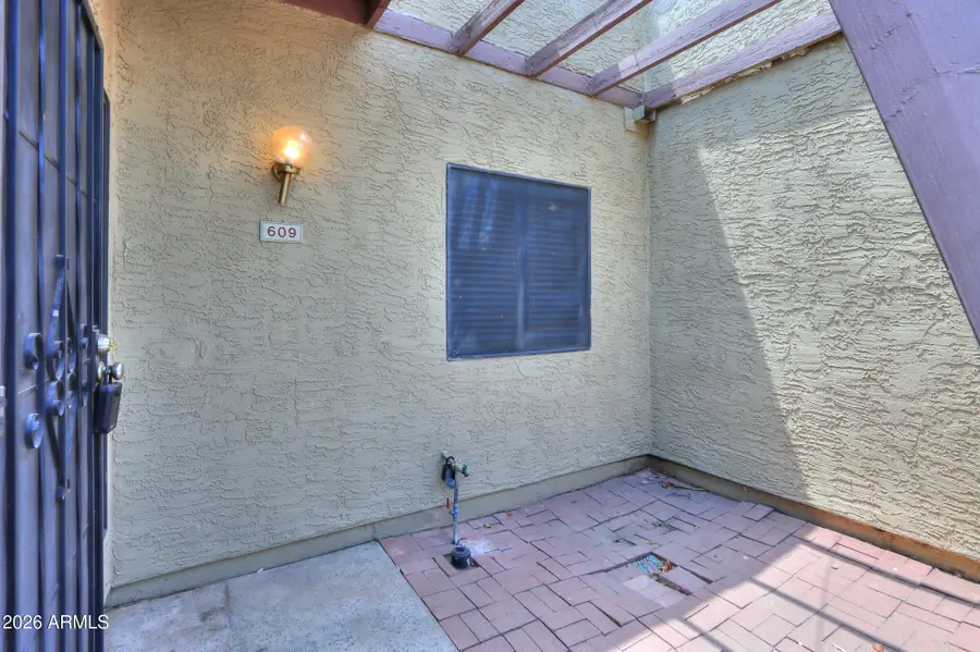 609 W 14th Street, Tempe, AZ 85281 - #2