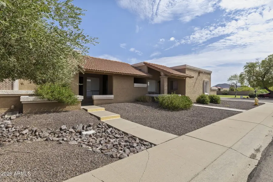 312 W Yukon Drive #2, Phoenix, AZ 85027 - #3