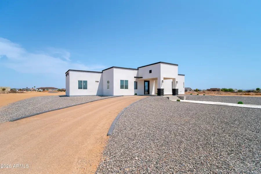 25778 W Peakview Road, Wittmann, AZ 85361 - #2