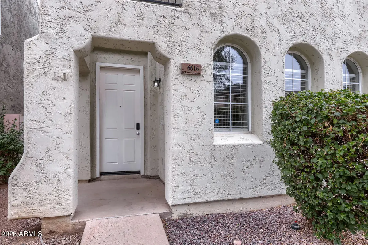 6616 W Johnson Street W, Phoenix, AZ 85043 - #1