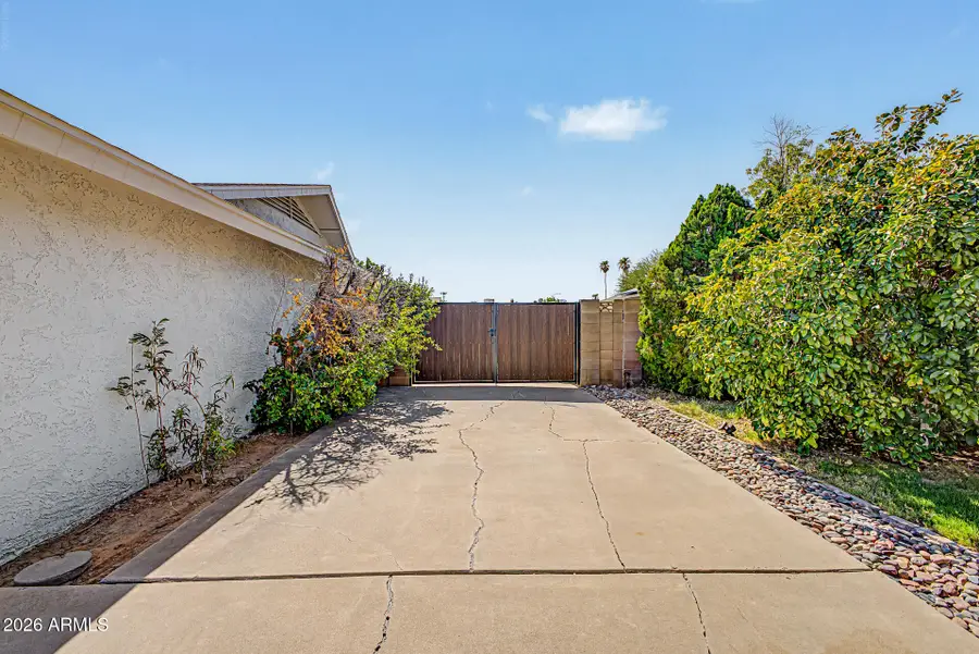 1326 S Spur --, Mesa, AZ 85204 - #3
