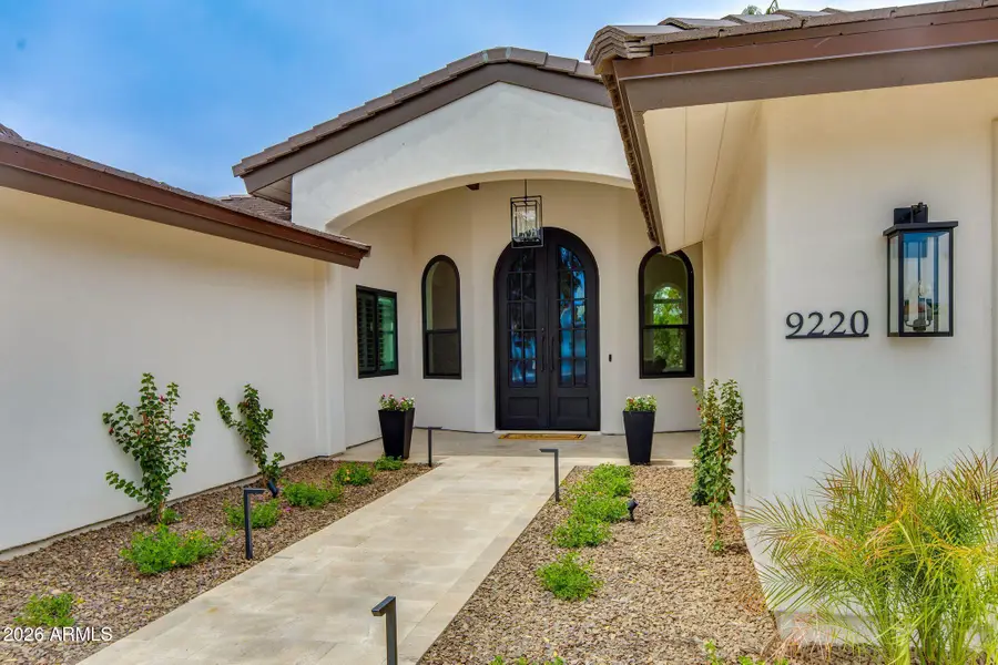 9220 N 83rd Street, Scottsdale, AZ 85258 - #2