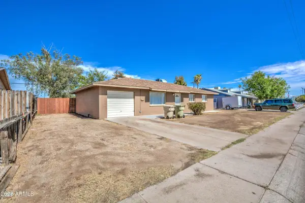 5633 N 65th Avenue, Glendale, AZ 85301